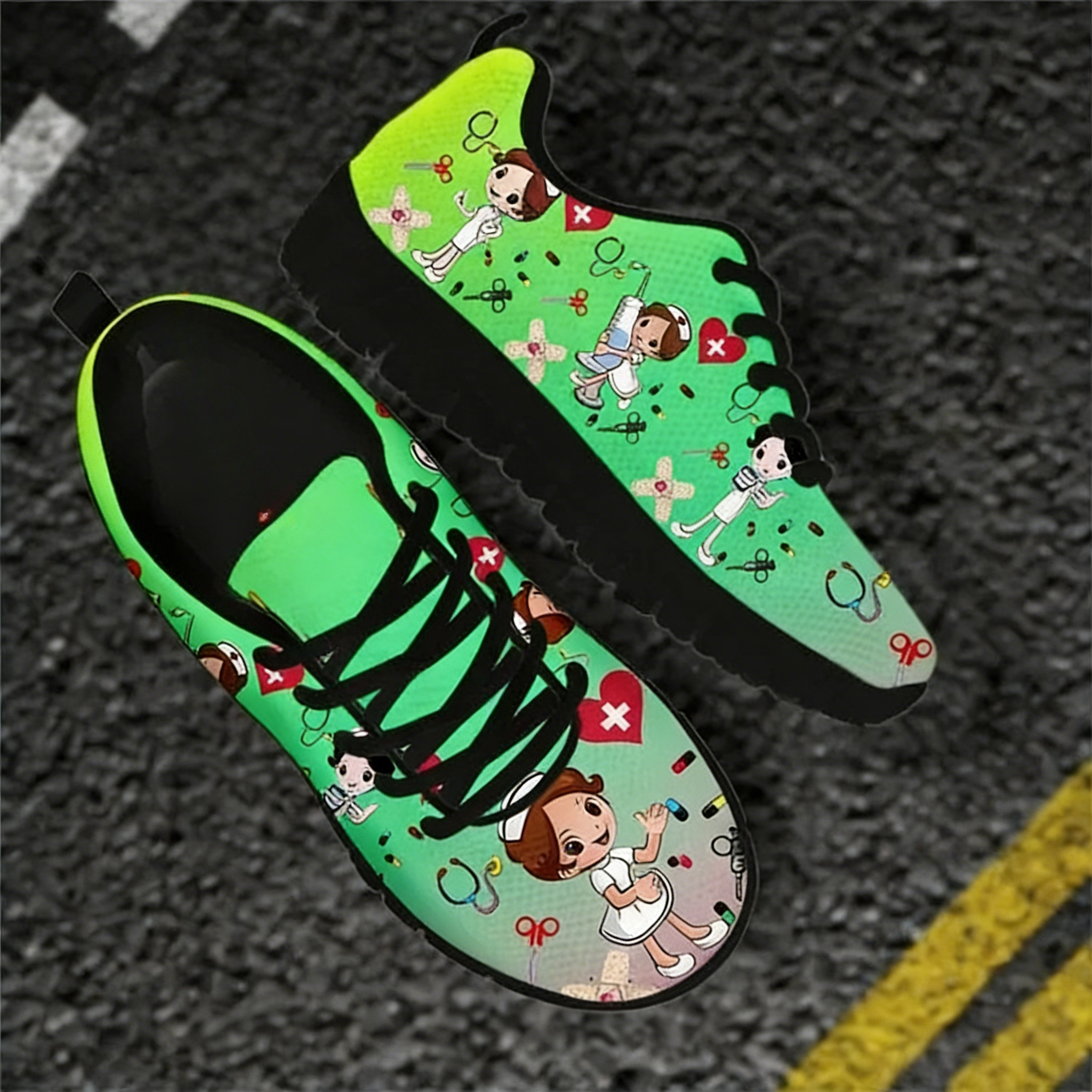 Colorful Cartoon Nurse Sneaker - Men Shoes Name recensie en prijs