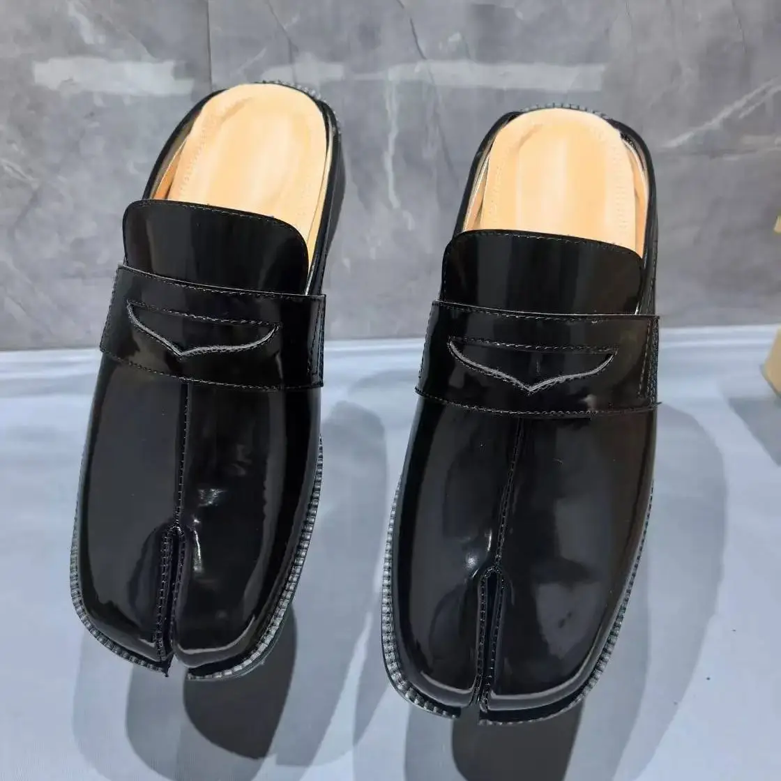 Split Toe Tabi Men's Slippers  - Men'S Shoes With Toes recensie en prijs