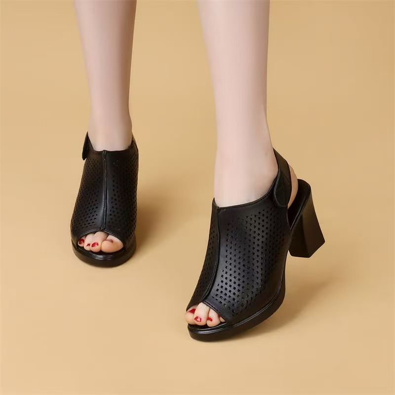 Women Big Size High Heel Peep  - Velcro Strap Sandal recensie en prijs